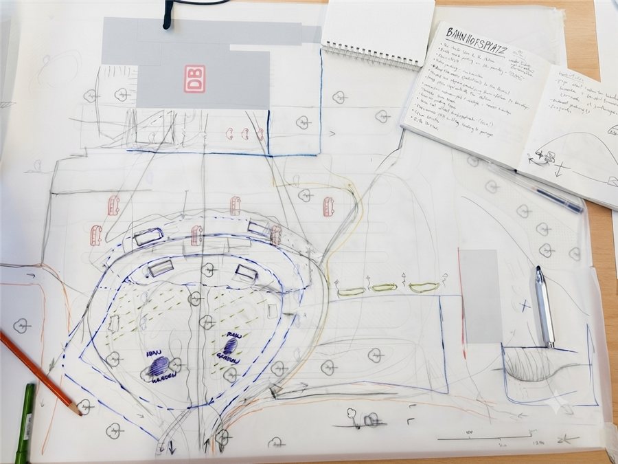 Hand-drawn plan sketch for the Bahnhofsplatz